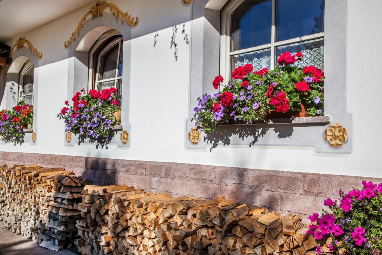 Hotel Garni Concordia - Dolomites Home Selva di Val Gardena Esterno foto